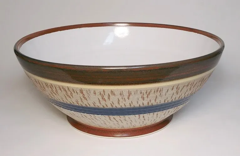Serving bowl