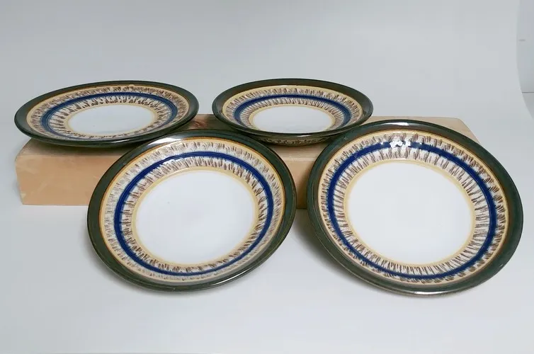 Saucers