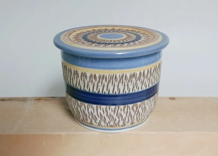 French butter dish